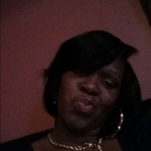 Meet your Posher, Cenyetta